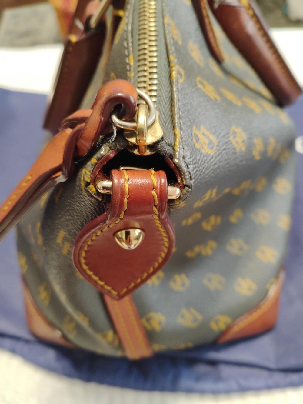 Dooney & Bourke Signature DB Monogram Satchel Brown Cognac Leather Trim - Picture 12 of 16